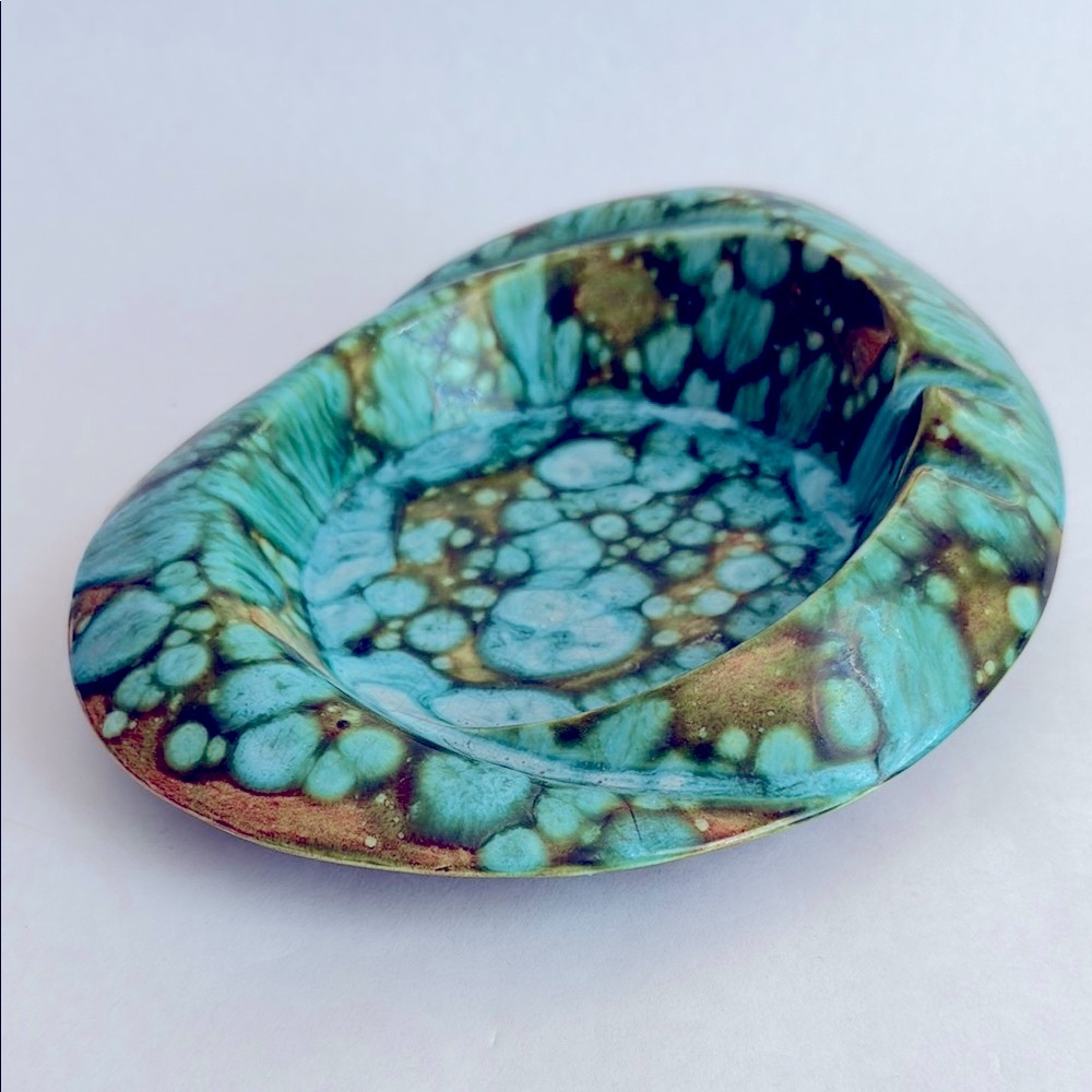 Mid Century Modern Artistic Green Ceramic Ashtray 1965